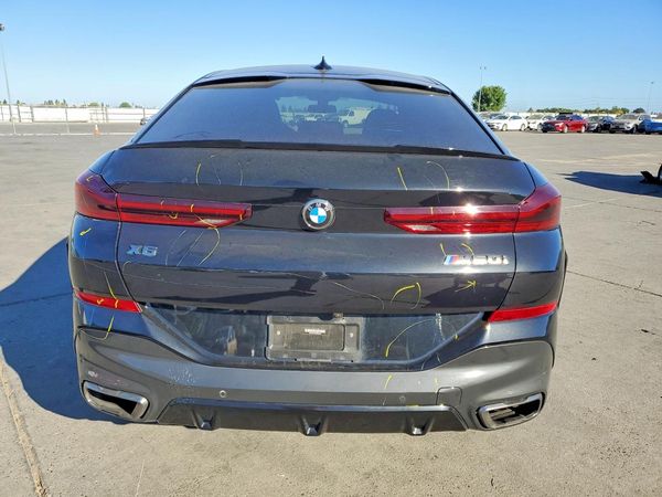 2022 BMW X6 M50i