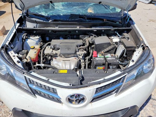 2013 TOYOTA RAV4 Standard — Engine bay