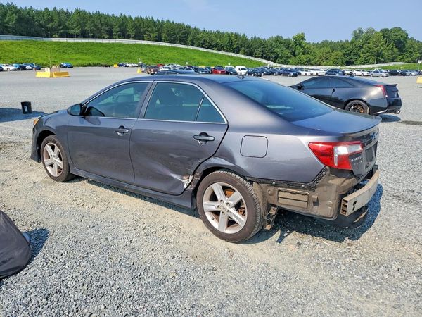 2013 TOYOTA CAMRY