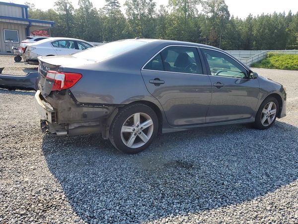 2013 TOYOTA CAMRY