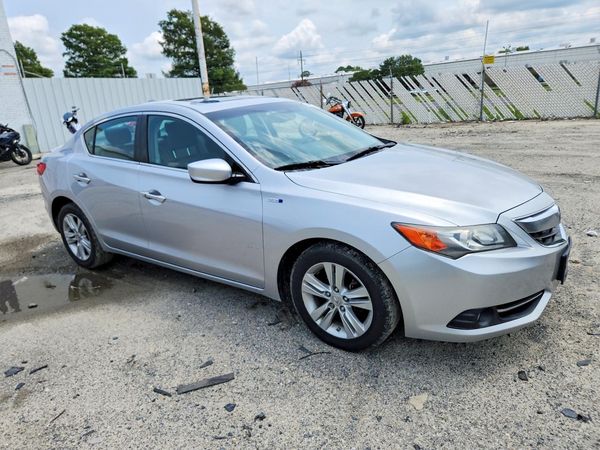 2013 ACURA ILX Hybrid TECH
