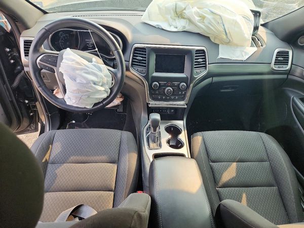2019 JEEP GRAND CHEROKEE LAREDO 4X4