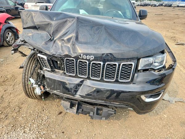 2019 JEEP GRAND CHEROKEE LAREDO 4X4