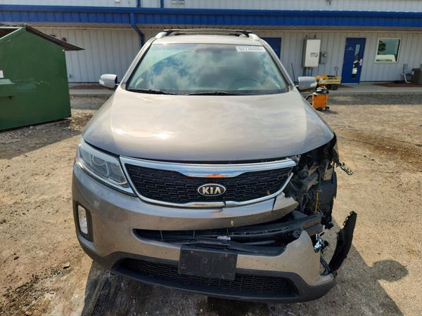 2015 KIA SORENTO GL