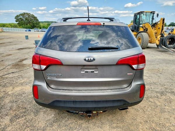 2015 KIA SORENTO GL