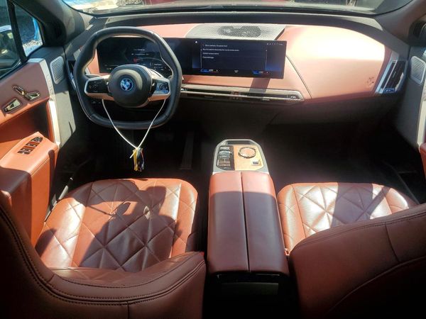 2023 BMW IX xDrive M60