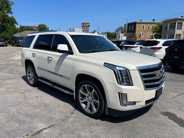 2015 CADILLAC ESCALADE Premium