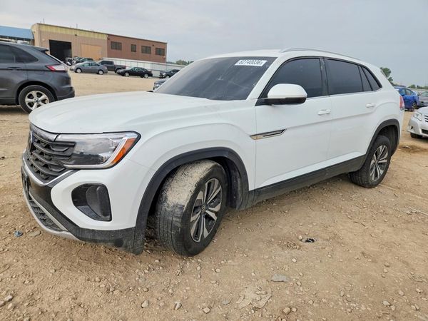 2025 VOLKSWAGEN ATLAS 4Motion SE — Front 3/4