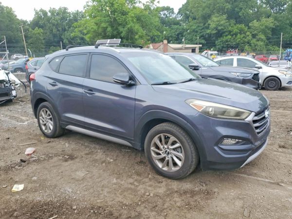 2017 HYUNDAI TUCSON