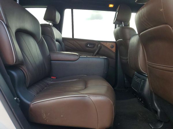 2015 INFINITI QX80
