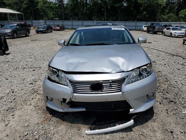 2013 LEXUS ES