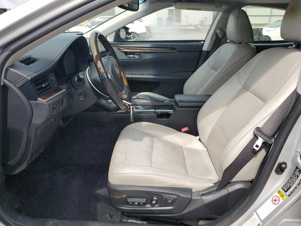 2013 LEXUS ES