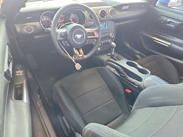 2017 FORD MUSTANG