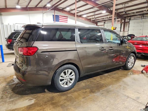 2016 KIA SEDONA LX - Middle-low