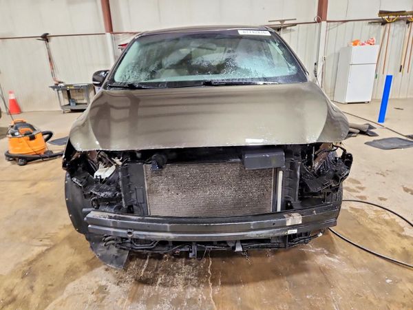 2016 KIA SEDONA LX - Middle-low