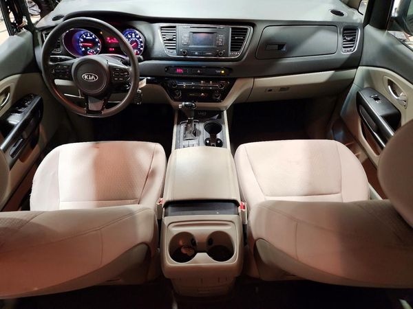 2016 KIA SEDONA LX - Middle-low