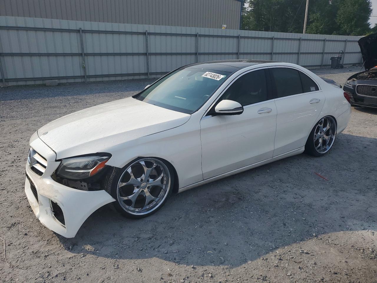 2020 MERCEDES-BENZ C-CLASS C300 — Front 3/4