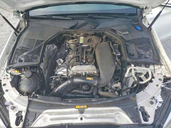 2020 MERCEDES-BENZ C-CLASS C300 — Engine bay