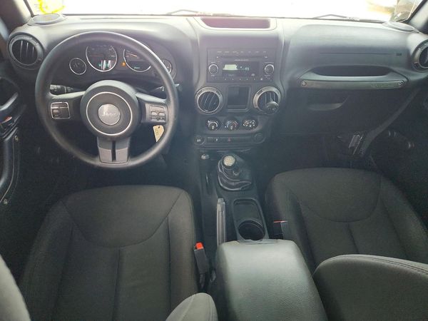 2017 JEEP WRANGLER UNLIMITED SPORT 4X4