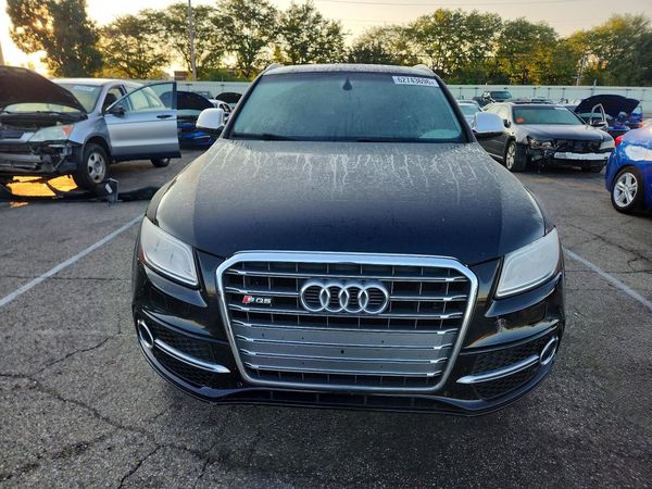 2015 AUDI SQ5 Premium Plus