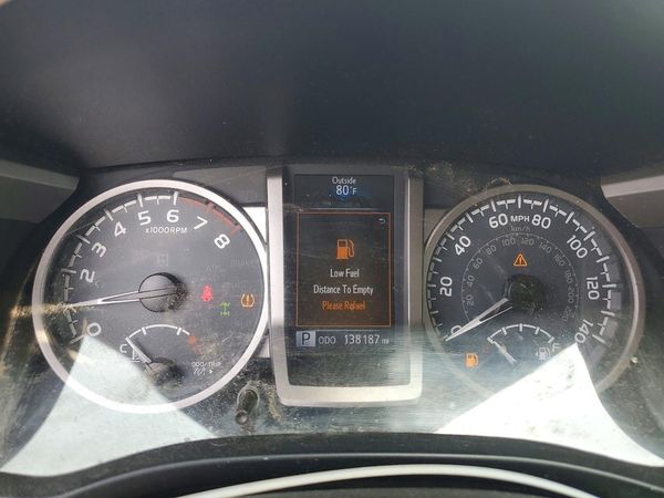 2016 TOYOTA TACOMA