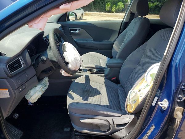 2017 KIA NIRO