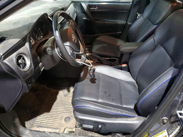 2017 TOYOTA COROLLA