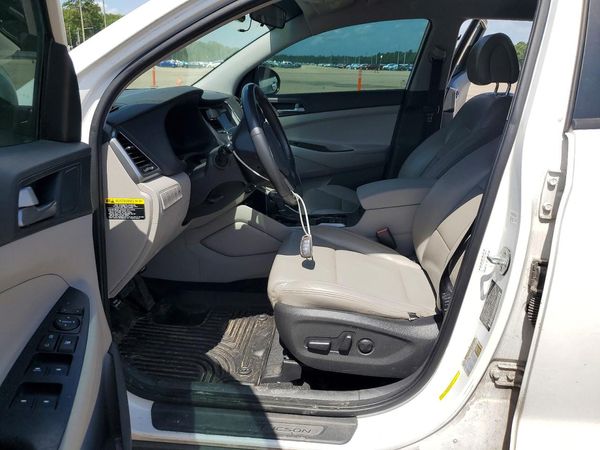 2016 HYUNDAI TUCSON