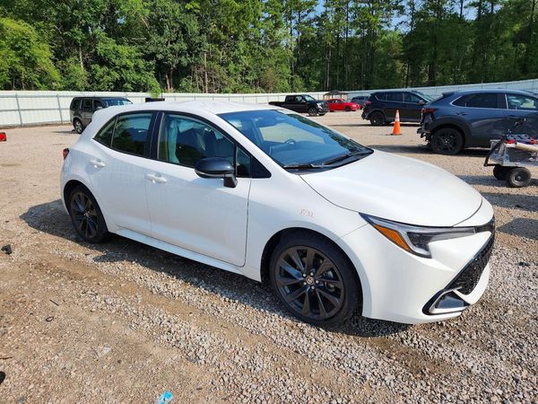 2026 TOYOTA COROLLA XSE