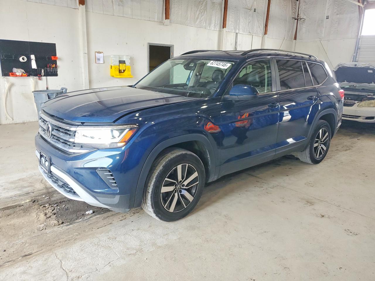 2021 VOLKSWAGEN ATLAS 4Motion SE — Front 3/4