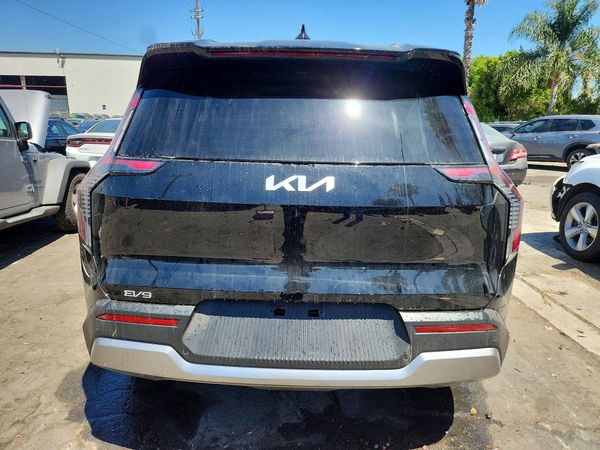 2026 KIA EV9 Light LR