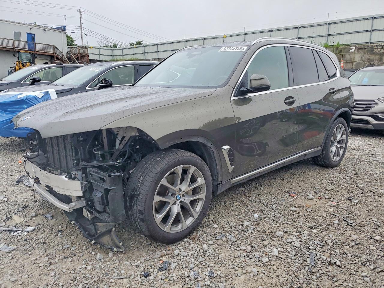 2025 BMW X5 xDrive40i