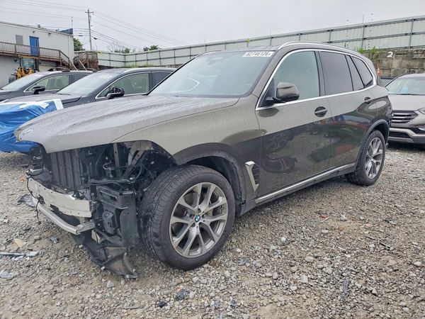 2025 BMW X5 xDrive40i