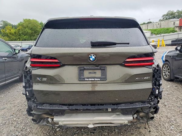 2025 BMW X5 xDrive40i