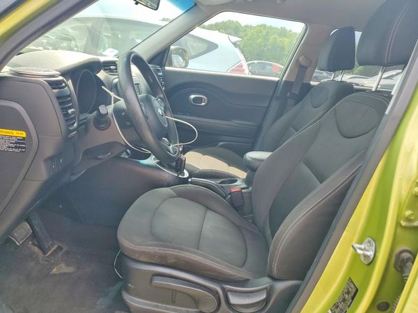 2017 KIA SOUL Base