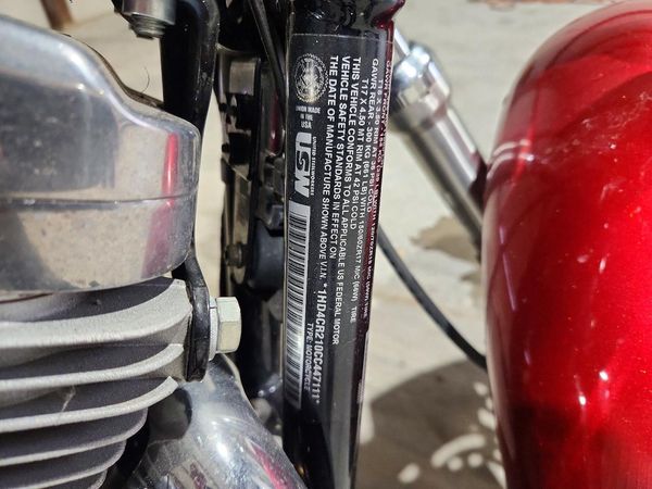 2012 HARLEY-DAVIDSON XL883