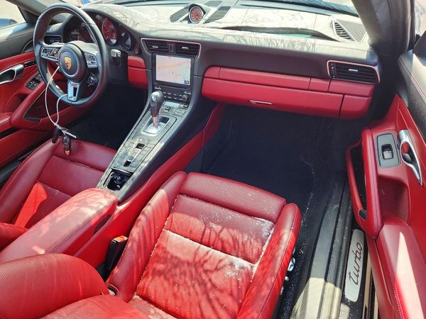 2019 PORSCHE 911