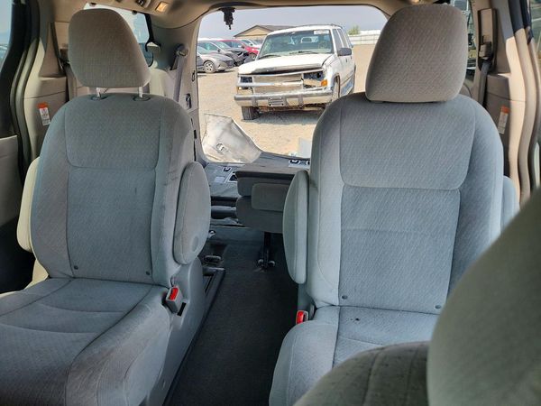 2015 TOYOTA SIENNA