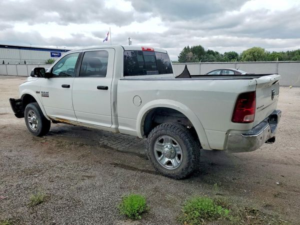 2016 RAM 2500 SLT CREW CAB 4X4