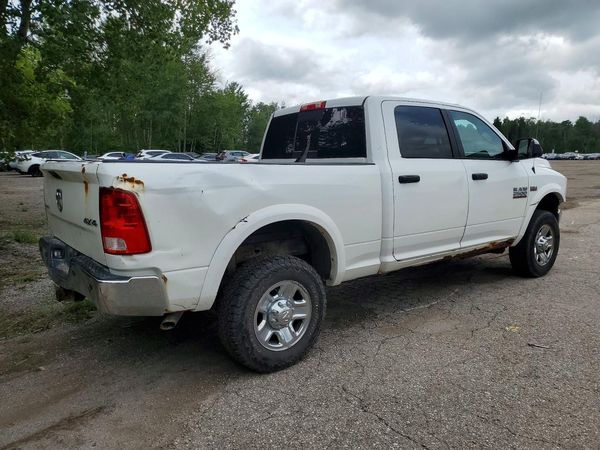 2016 RAM 2500 SLT CREW CAB 4X4