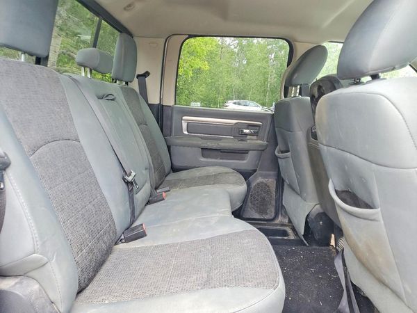 2016 RAM 2500 SLT CREW CAB 4X4