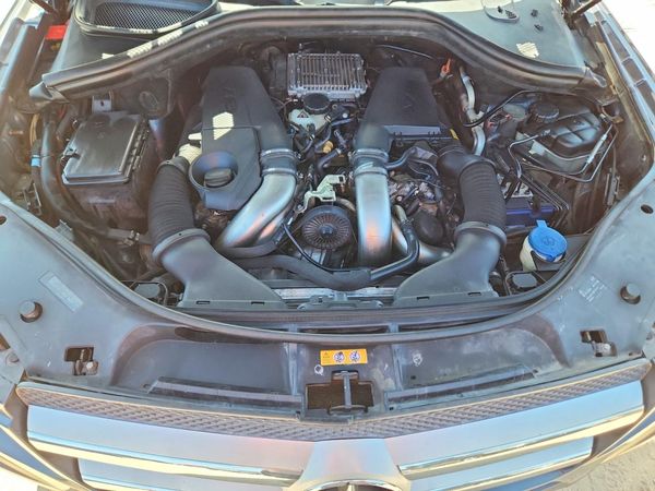 2013 MERCEDES-BENZ GL GL550 4MATIC