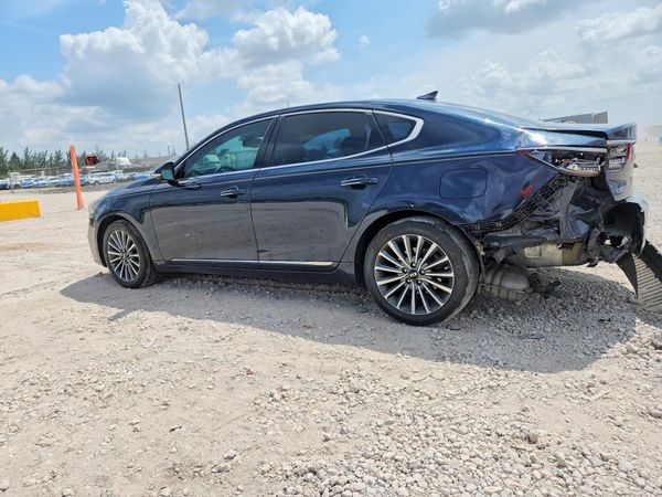 2017 KIA CADENZA