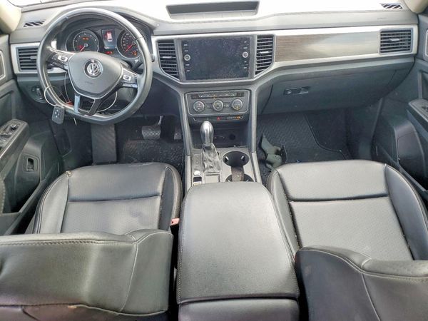 2018 VOLKSWAGEN ATLAS SE w/Technology