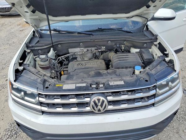 2018 VOLKSWAGEN ATLAS SE w/Technology