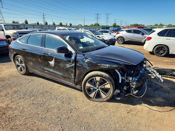 2025 AUDI A6 E-TRON