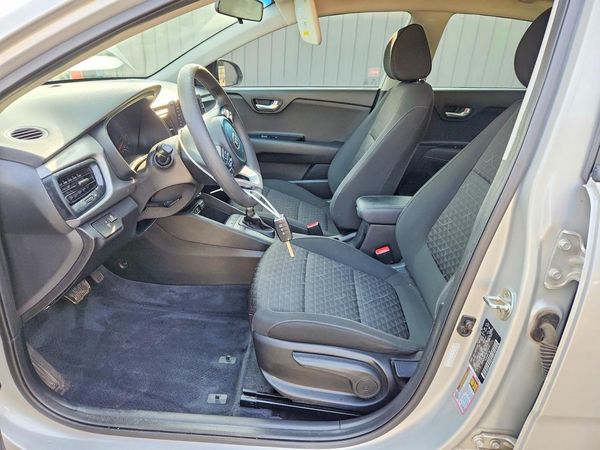 2019 KIA RIO LX, S