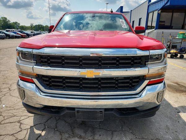 2018 CHEVROLET SILVERADO LT
