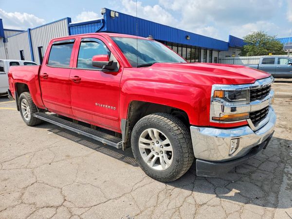 2018 CHEVROLET SILVERADO LT