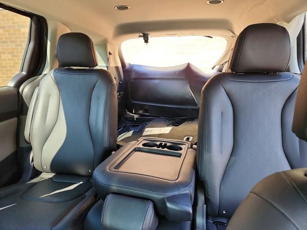 2026 KIA CARNIVAL LX, LXS
